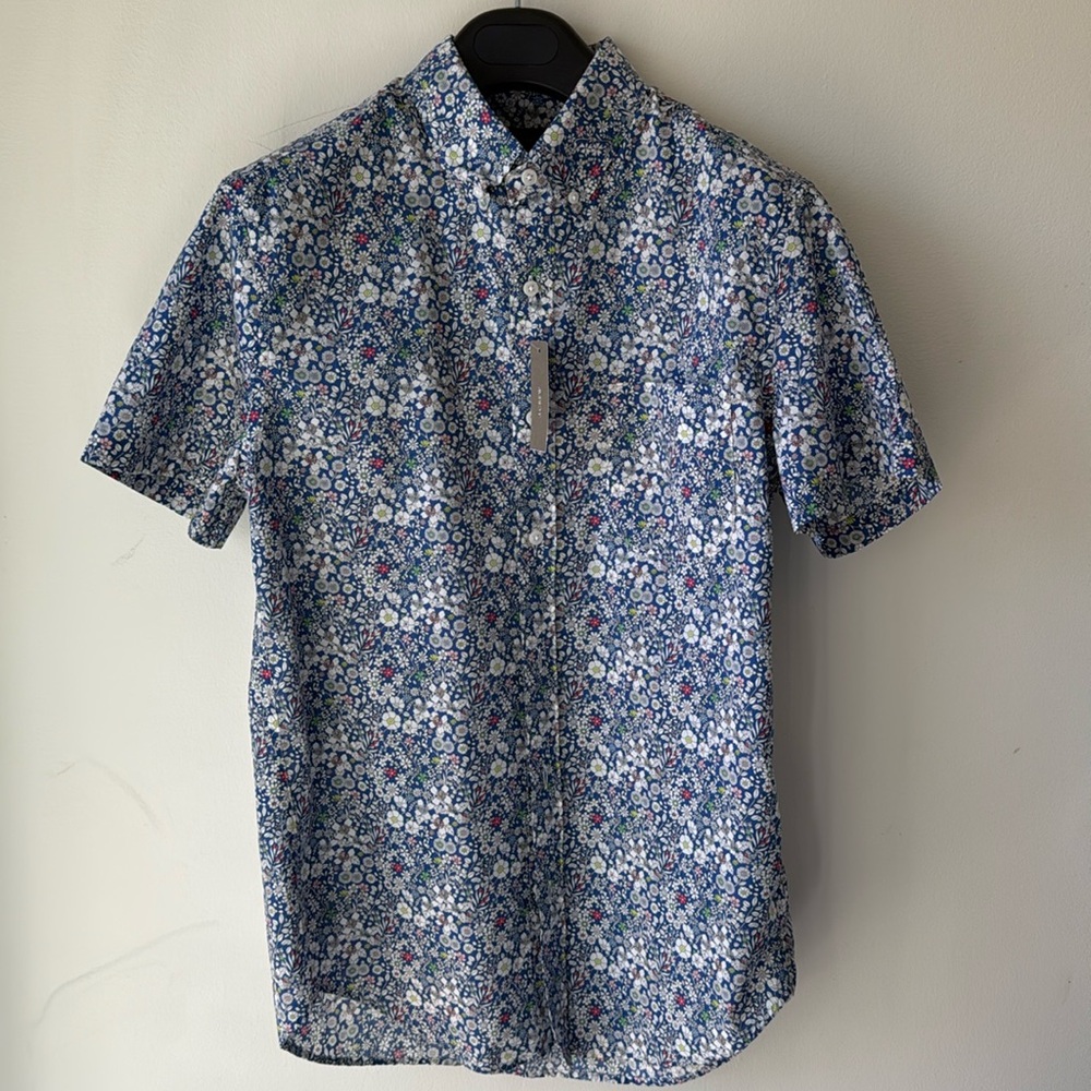 J. Crew Short-sleeve cotton poplin shirt in Liberty® floral print size small